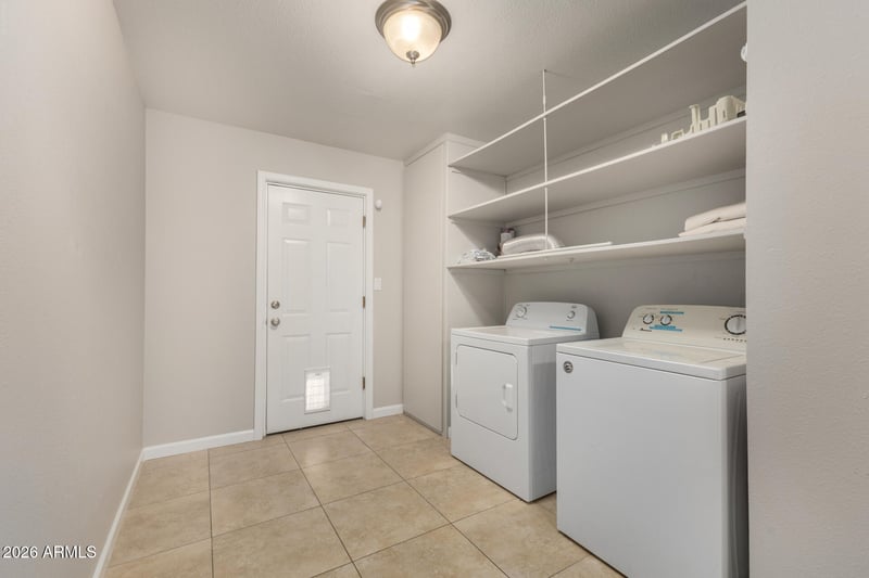 3349 Crocus Dr, Phoenix, AZ 85053