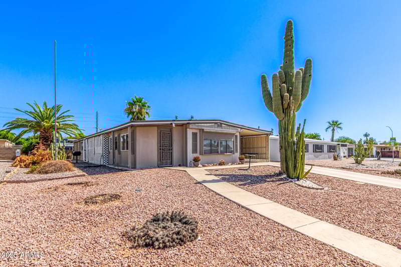 335 75th Pl, Mesa, AZ 85208