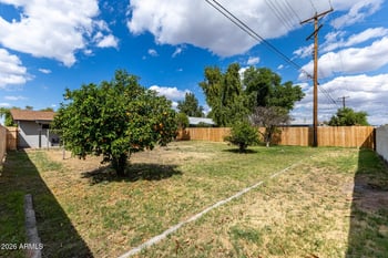 335 Harris Dr, Mesa, AZ 85204