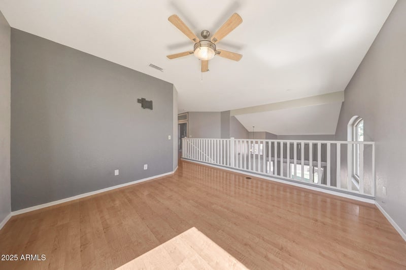 335 Helena Dr, Phoenix, AZ 85023