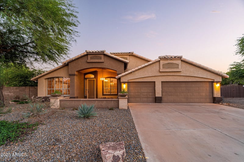 335 Red Rock St, Gilbert, AZ 85296