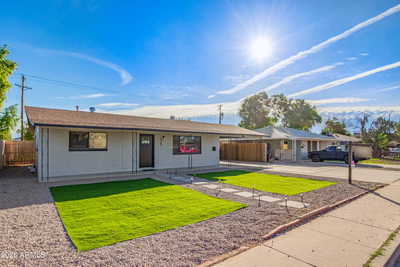 335 S Harris Dr, Mesa, AZ 85204