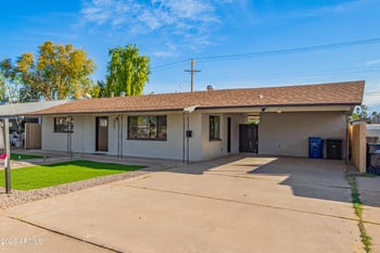 335 S Harris Dr, Mesa, AZ 85204