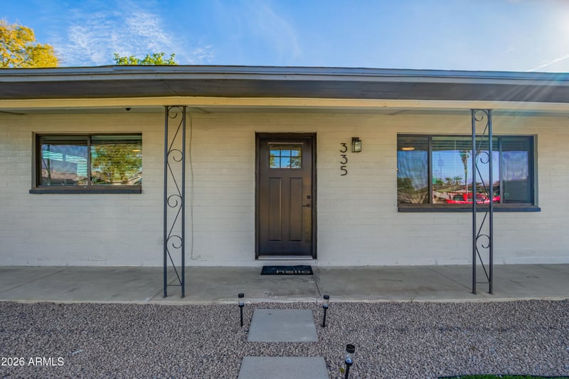 335 S Harris Dr, Mesa, AZ 85204