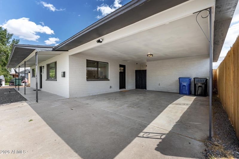 335 S Harris Dr, Mesa, AZ 85204