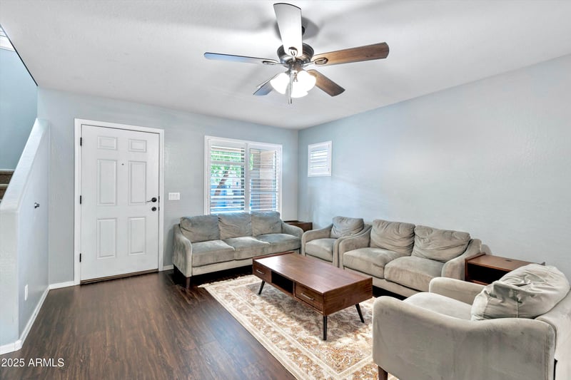 335 Travis --, Mesa, AZ 85208