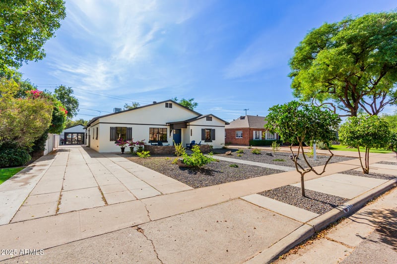 335 W Cambridge Ave, Phoenix, AZ 85003