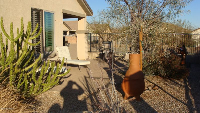 335 W Peak Pl, San Tan Valley, AZ 85143