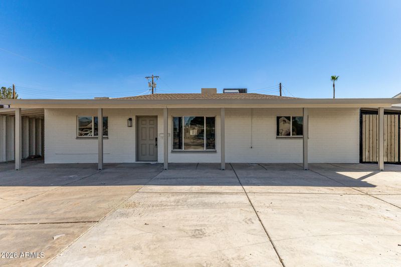 335 W Vineyard Rd, Phoenix, AZ 85041