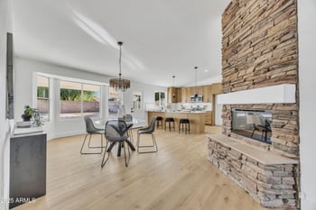 335 Wescott Dr, Phoenix, AZ 85027