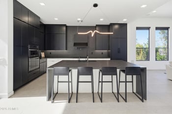 3350 Highline Canal Rd, Phoenix, AZ 85042