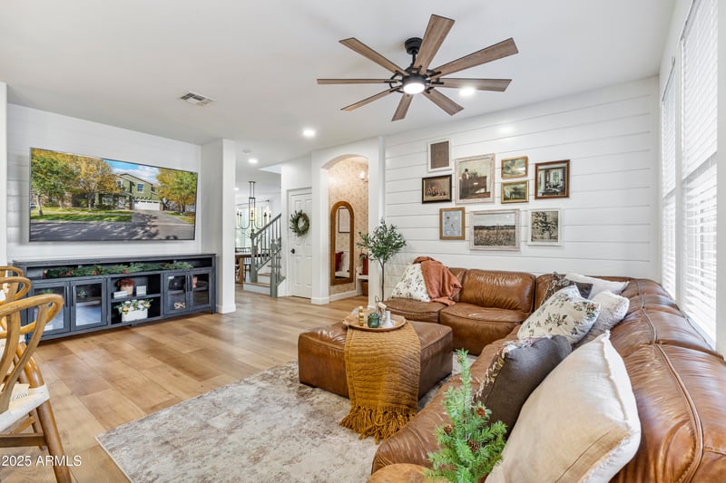 3350 Morrison Ranch Pw, Gilbert, AZ 85296