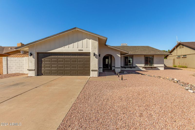 3350 W Phelps Rd, Phoenix, AZ 85053