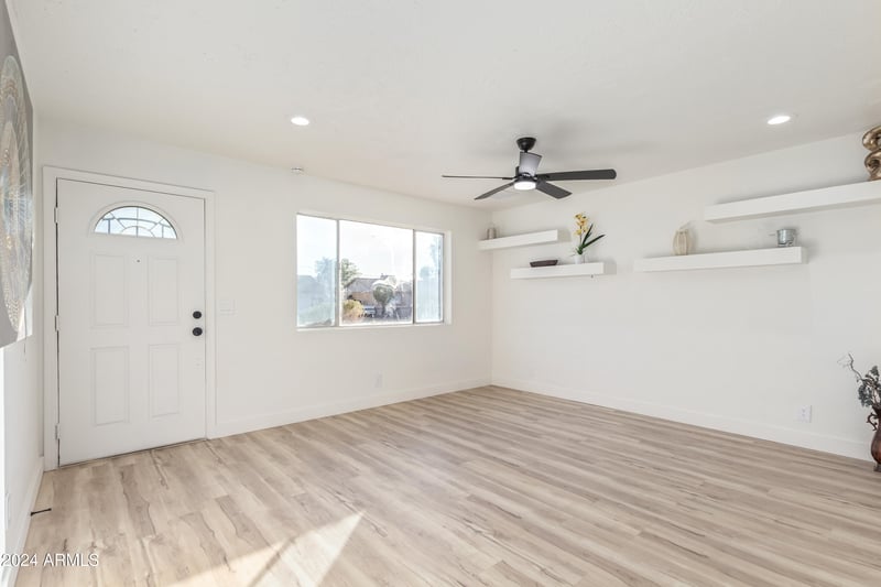 3350 Wethersfield Rd, Phoenix, AZ 85029