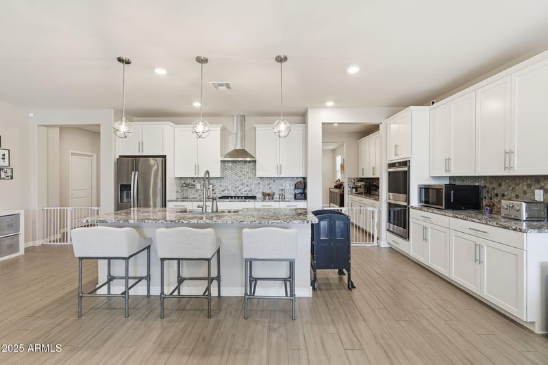 3351 Dunbar Dr, Phoenix, AZ 85041