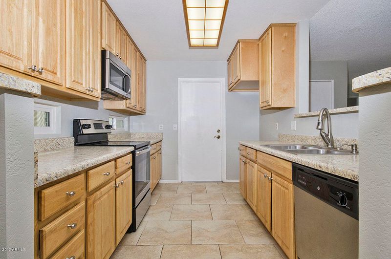 3351 W Ross Ave, Phoenix, AZ 85027