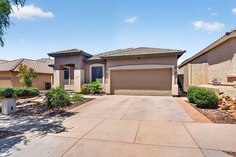 33512 25th Dr, Phoenix, AZ 85085