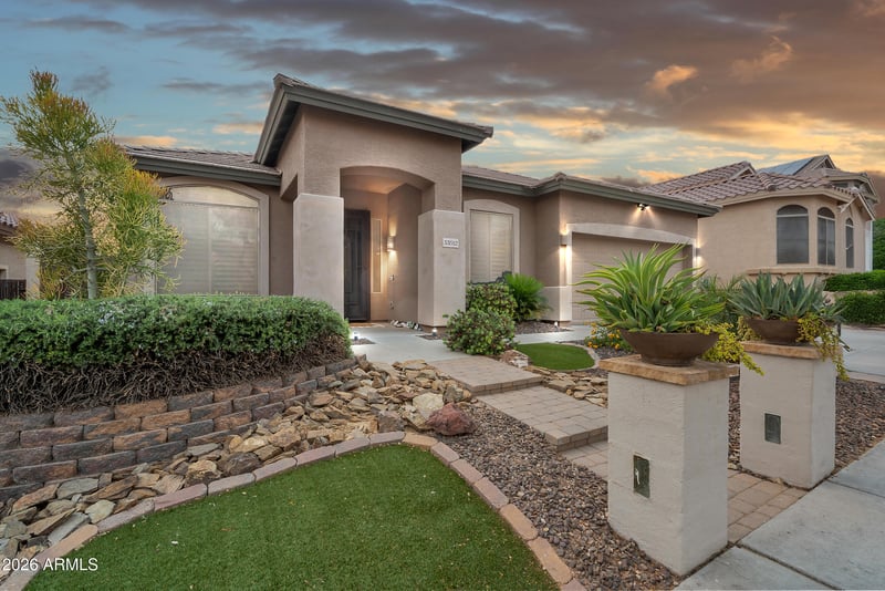 33512 25th Dr, Phoenix, AZ 85085