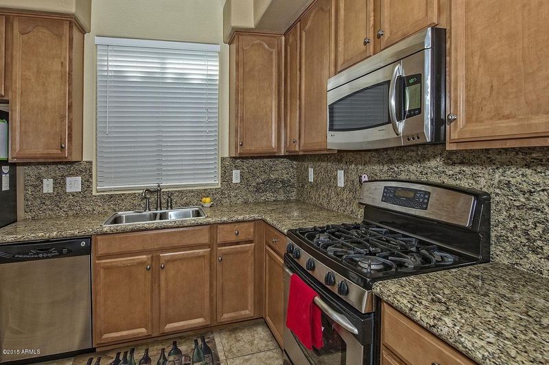 33517 N 25th Ave, Phoenix, AZ 85085