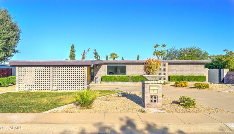 3352 Mescal St, Phoenix, AZ 85028