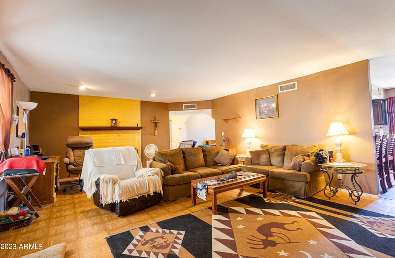 33525 W Rainbow Trl, Arlington, AZ 85322