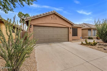 3353 Blackhawk Dr, Phoenix, AZ 85050