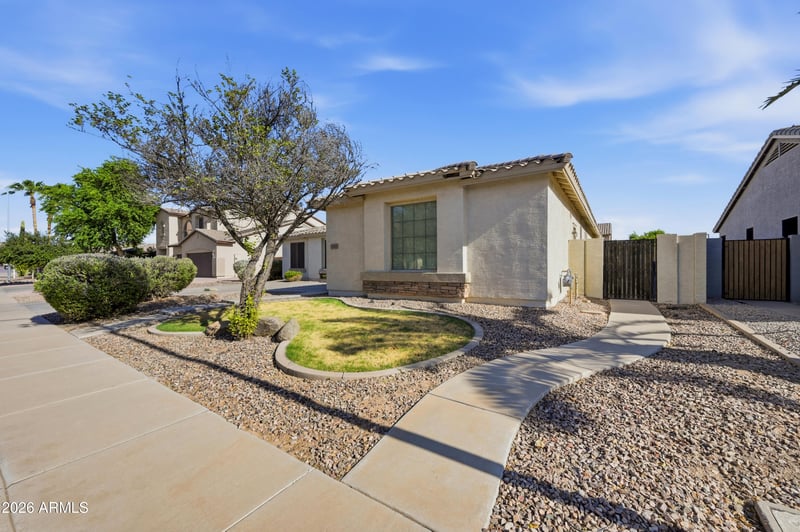 3353 Canyon Way, Chandler, AZ 85249