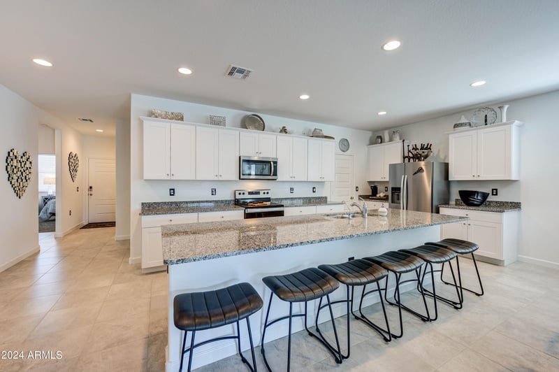 3353 Shanley Ave, Apache Junction, AZ 85120