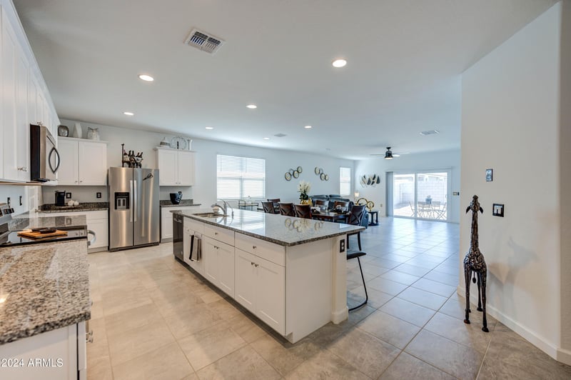 3353 Shanley Ave, Apache Junction, AZ 85120