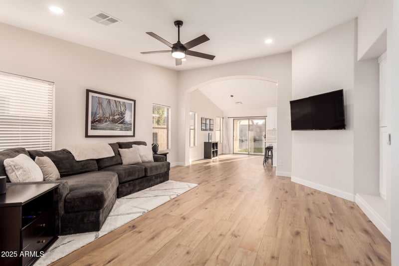 3353 Wildhorse Dr, Gilbert, AZ 85297