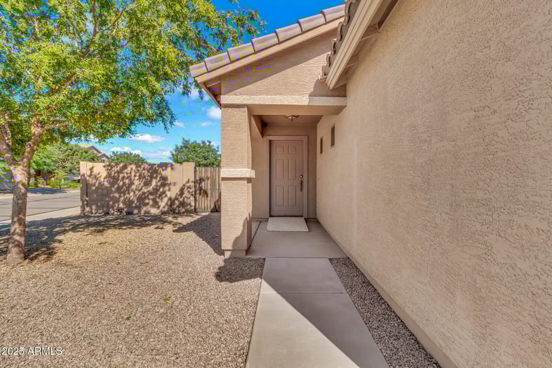 3356 Cowboy Cove Trl, San Tan Valley, AZ 85143