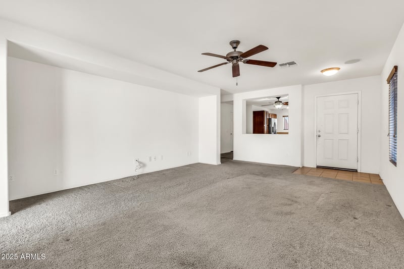 3356 Cowboy Cove Trl, San Tan Valley, AZ 85143