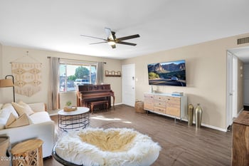 3356 Mauna Loa Ln, Phoenix, AZ 85053