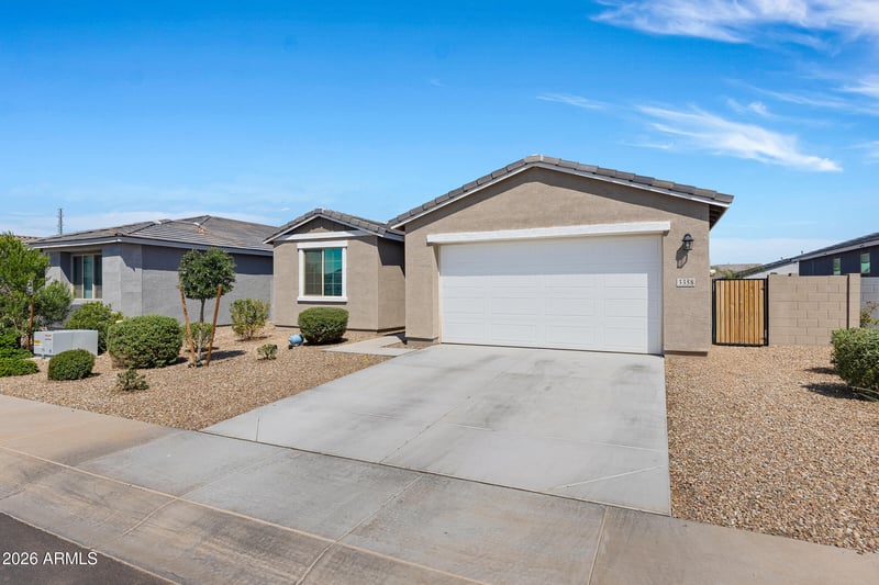 3358 Rebel Ln, San Tan Valley, AZ 85143