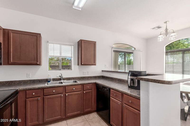 336 N 168th Dr, Goodyear, AZ 85338
