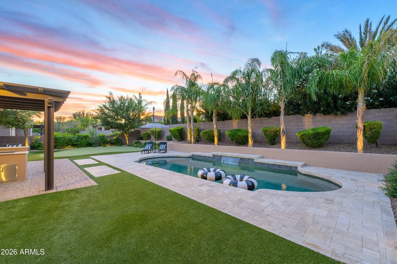 336 W Alamosa Dr, Chandler, AZ 85248