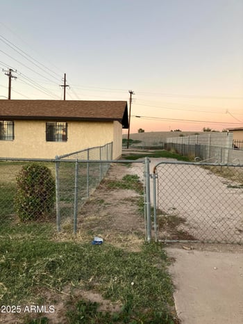 3360 Moreland St, Phoenix, AZ 85009