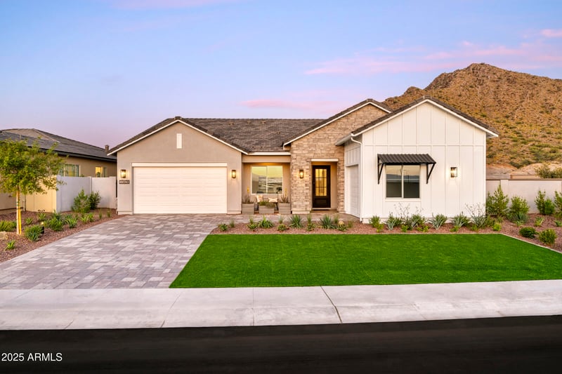 33608 Maverick Mountain Trl, San Tan Valley, AZ 85144
