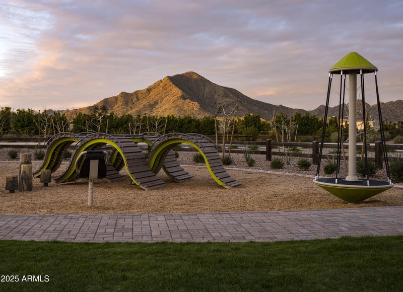 3363 Sunstone Dr, San Tan Valley, AZ 85144