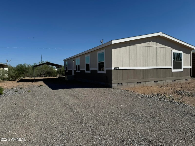 33637 224th Ln, Wittmann, AZ 85361