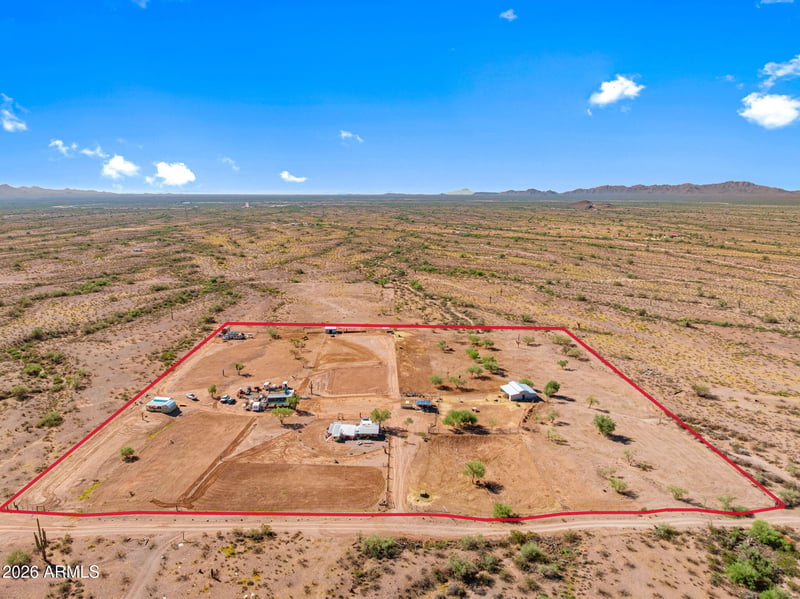 33639 W Carefree Hw, Wickenburg, AZ 85390