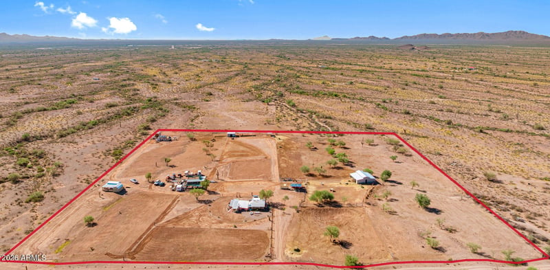 33639 W Carefree Hw, Wickenburg, AZ 85390