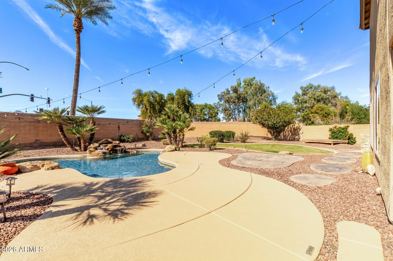 33656 Windmill Rn, San Tan Valley, AZ 85144