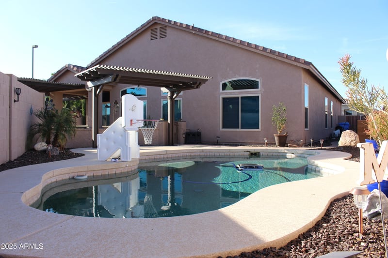 3369 Colt Dr, Gilbert, AZ 85297