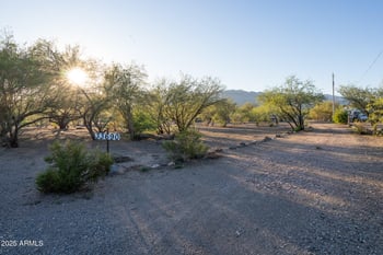 33690 Mud Springs Rd, Black Canyon City, AZ 85324