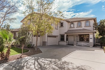 337 Clairidge Dr, San Tan Valley, AZ 85143