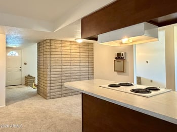 337 Comanche Dr, Chandler, AZ 85224