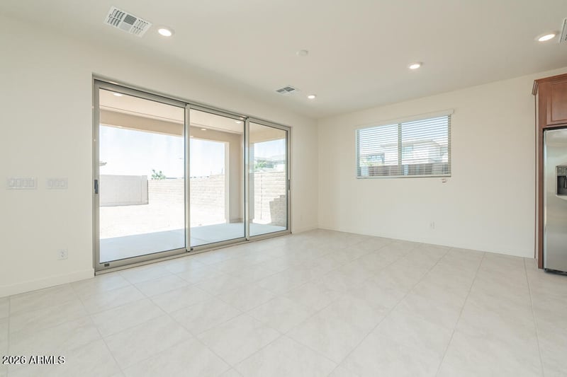 337 Lindo Ln, San Tan Valley, AZ 85140