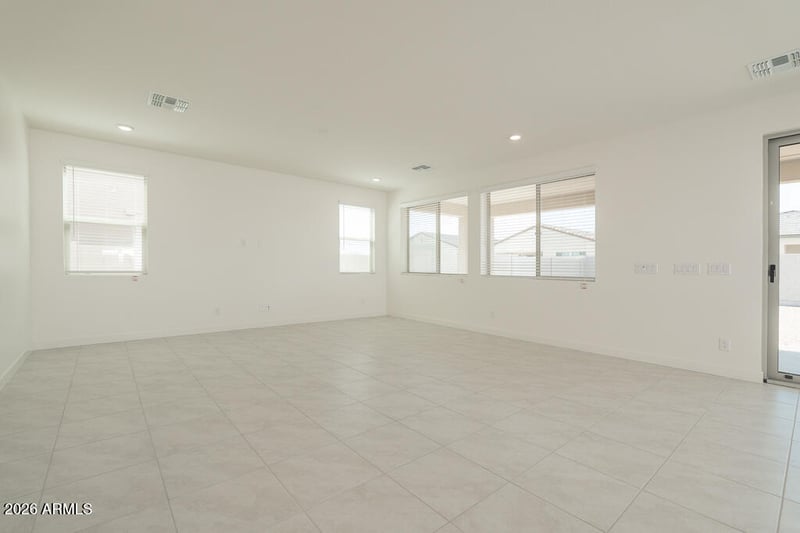 337 Lindo Ln, San Tan Valley, AZ 85140