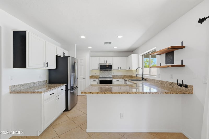 3370 Flamingo Ct, Gilbert, AZ 85297